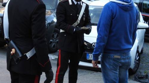 Roma, blitz dei carabinieri all'Esquilino e Monti: in 24 ore 9 fermi e 2 denunce
