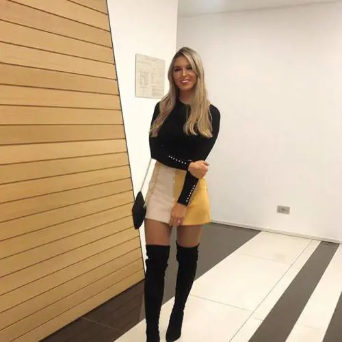 Agustina Gandolfo hot su Instagram: gli scatti di lady Martinez