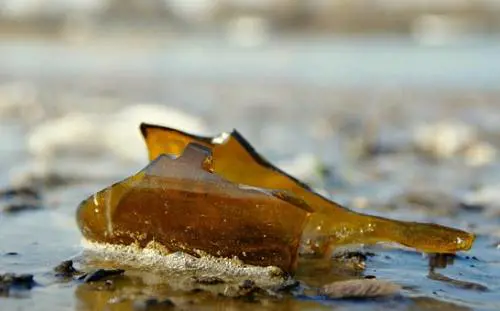 Saronno, tunisino dà in escandescenze in centro e si ferisce da solo