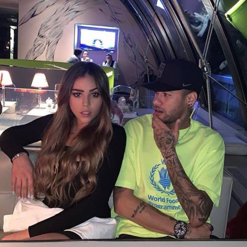 Danna Paola è il nuovo flirt di Neymar? Gli auguri speciali della messicana a O'Ney
