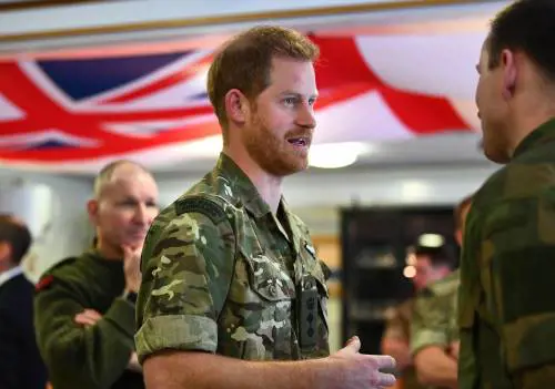 Il Principe Harry per i 50 anni del Commando Helicopter Force