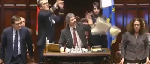 La clamorosa supercazzola di Fico per "spiegare" un regolamento