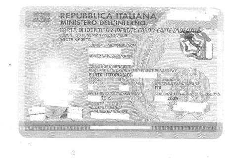 Aosta, sulla carta d'identità spunta il luogo di nascita ​col vecchio nome fascista