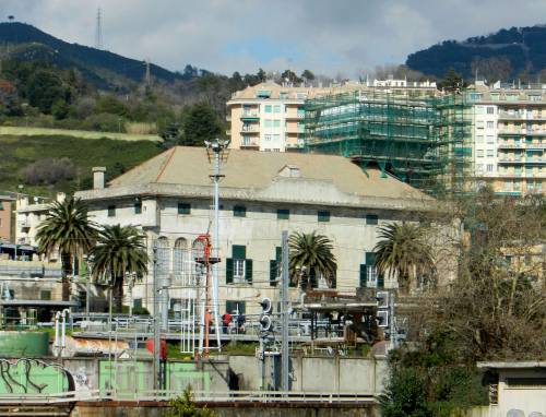 La "bomba" chimica che minaccia Genova (e che nessuno vuole)