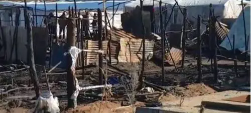 San Ferdinando, incendio nella nuova tendopoli: morto un immigrato