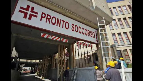 Ferrara, dimesso dall'ospedale morì dopo 10 giorni ​per sospetta legionella. La famiglia: "Vogliamo la verità"