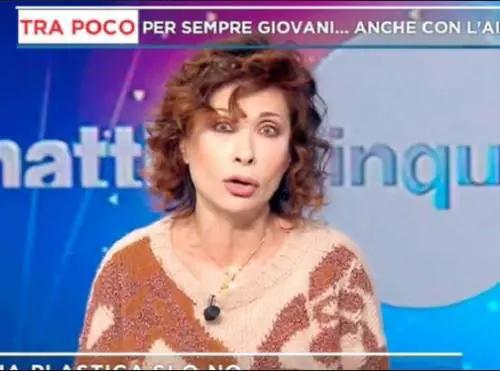 Roma, Alda D'Eusanio furibonda: "È piena d'immondizia"