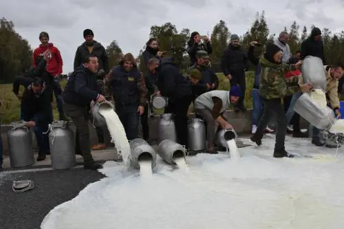 Alta tensione in tutta la Sardegna, trovata bomba inesplosa a Nuoro
