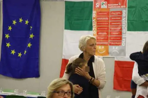 "Lavoravo in nero per la mamma di Renzi"