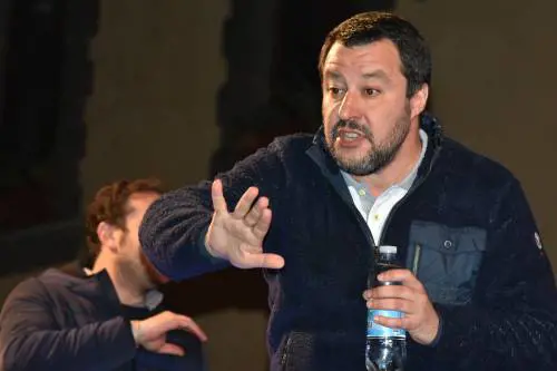 Salvini: "Viva l’Italia, l’Italia s’è desta o sono processabile perché non mi piace Saviano?"