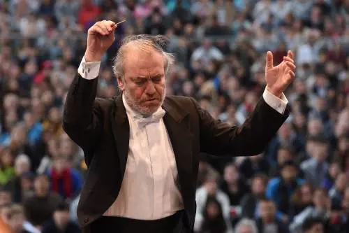 "Io musicista politico? Ora ho voglia di leggerezza"
