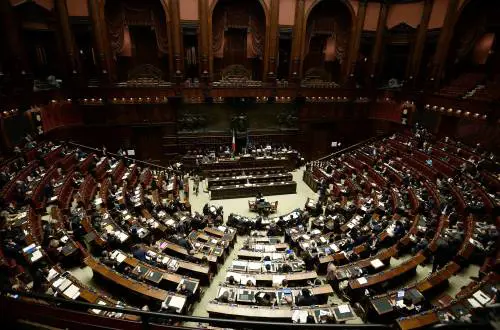 Aula orfana del Nord: "Ormai è il Parlamento delle Due Sicilie..."