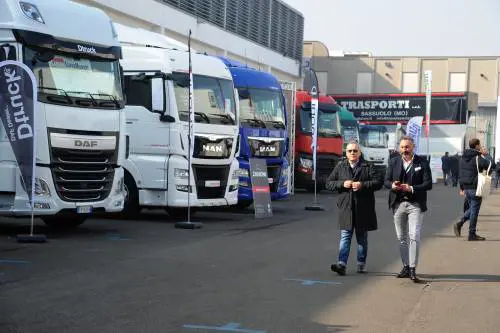 Autotrasporto, la sicurezza viaggia con tecnologia e strade "intelligenti"
