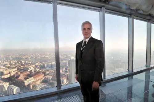 Ascesa e declino del Celeste tra lusso, figuracce e inchieste