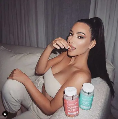 Kim Kardashian fa causa a Missguided Usa per 10 milioni di dollari
