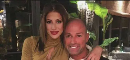 Nicoletta Larini, la fidanzata di Stefano Bettarini, si perde in autostrada e scoppia a piangere