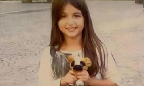 Morta di cancro a dieci anni, la madre: "Non le faremo il funerale, io non credo più"