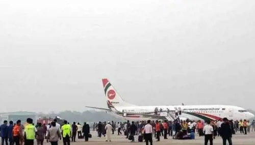 Bangladesh, tentato dirottamento di un areo per Dubai. Morto l'aggressore