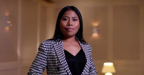 Yalitza Aparicio è già icona di moda agli Oscar 2019 