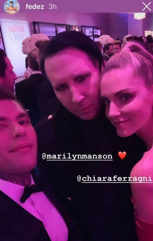 Chiara Ferragni all'After party degli Oscar scatta un selfie con Marilyn Manson