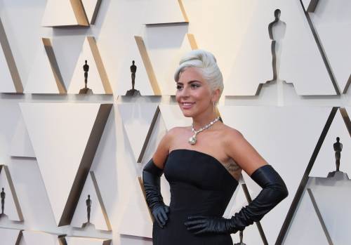  Oscar 2019, l'eleganza di Lady Gaga