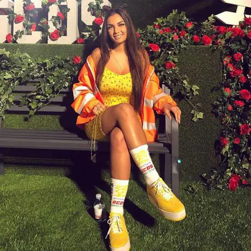 Elettra Lamborghini mozzafiato: gli scatti dell'ereditiera più famosa d'Italia
