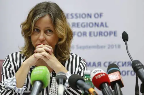 Hiv, il ministro Grillo: “Test ai minorenni senza consenso genitori”