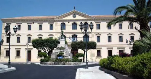 Locri, Comune parte civile contro gli assenteisti