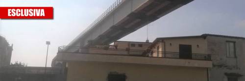I ponti a rischio tra Napoli e Caserta, dove i cavalcavia sfiorano le abitazioni