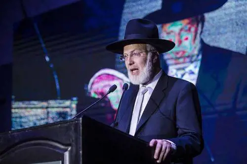 Attacco brutale al gran rabbino. In Argentina è incubo antisemitismo