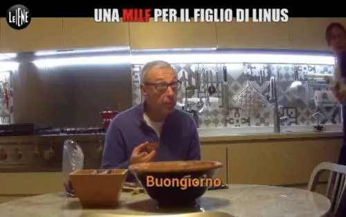 "Una milf per mio figlio...". E Linus cade in uno scherzo