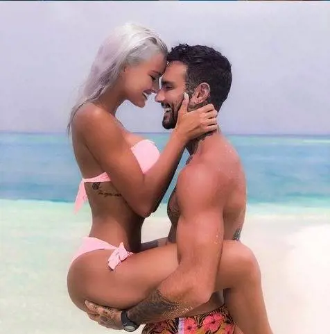 Mercedesz Henger lascia Lucas Peracchi e si sfoga su Instagram