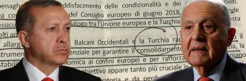 Savona vuole la Turchia nella Ue. Scoppia il caos, barricate di Fdi