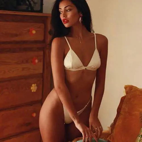 Cindy Kimberly ha fatto perdere la testa ad Hamilton: il ritratto della modella olandese