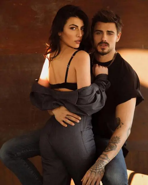 Giulia Salemi si prende una pausa dai social