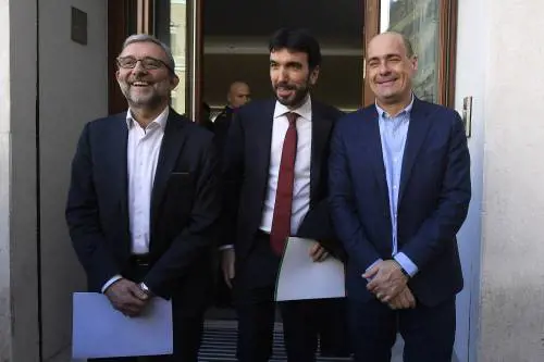 Le primarie addormentano anche Lui