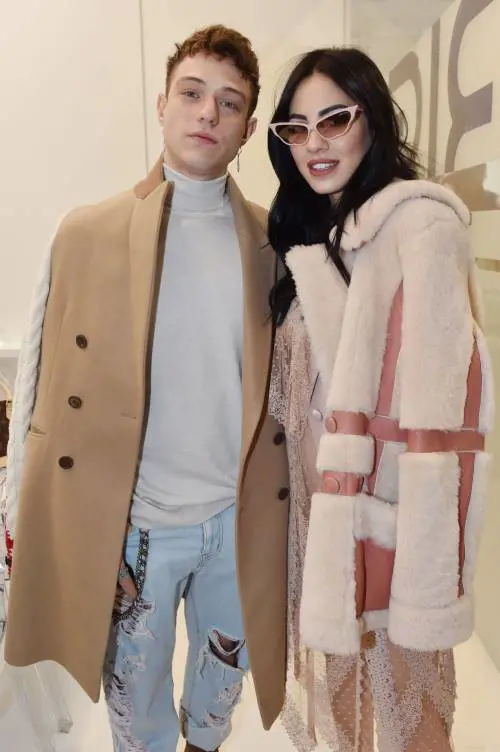 Irama ufficializza la rottura con Giulia De Lellis: "Storia conclusa tempo fa"
