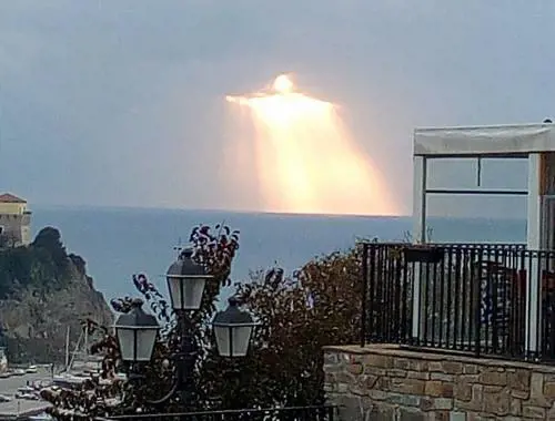 Agropoli, “miracolo” sul mare: "In quella foto c'è Gesù"