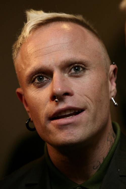 Il selvaggio Keith Flint, anima dei Prodigy. La band: "È suicidio"