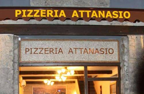 Nuovo furto in una pizzeria napoletana, rapinato Attanasio