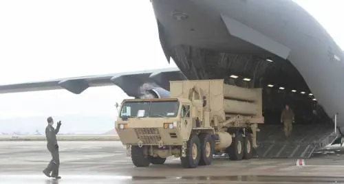 Gli Stati Uniti schierano batteria antimissile Thaad in Israele