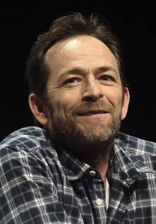 Il post toccante di Colin Hanks per Luke Perry