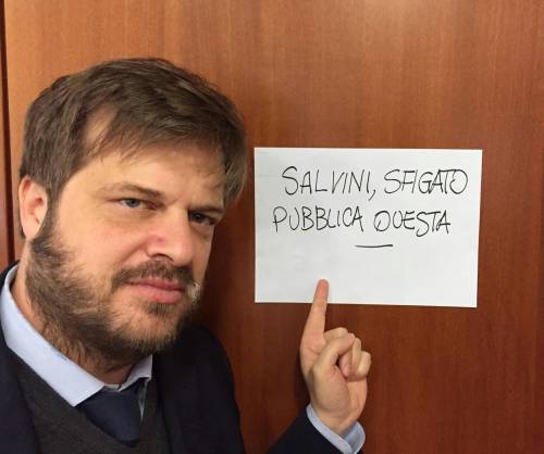 Majorino contro Salvini: "Sfigato, pubblica questa"