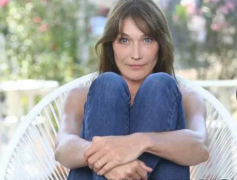 The Voice of Italy, dopo la bagarre spunta Carla Bruni