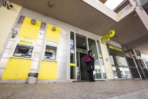 Niente resse per il reddito di cittadinanza, ma in tanti chiedono il sussidio