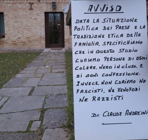 Venezia, fisioterapista avverte i clienti: "Non curo fascisti, xenofobi e razzisti"