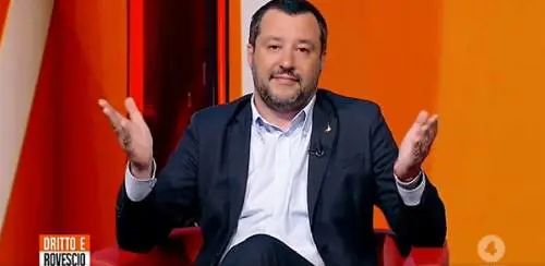 Salvini: "L'utero in affitto è squallido"