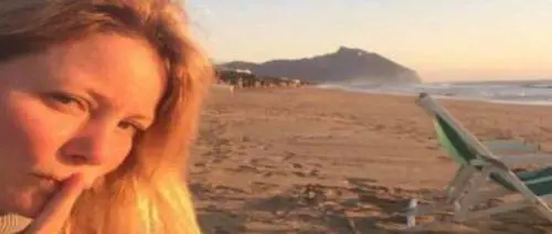 Fabrizio Corona difeso da Flavia Vento: "Siete tutti degli ignoranti"