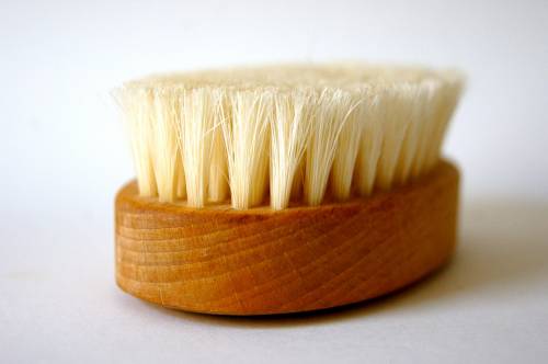 Dry Brushing: che cos’è e perché fa bene alla pelle