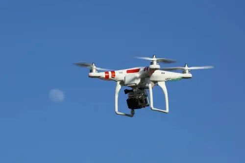 Velivolo non identificato: scatta l'allarme a Malpensa. Dirottati 4 voli